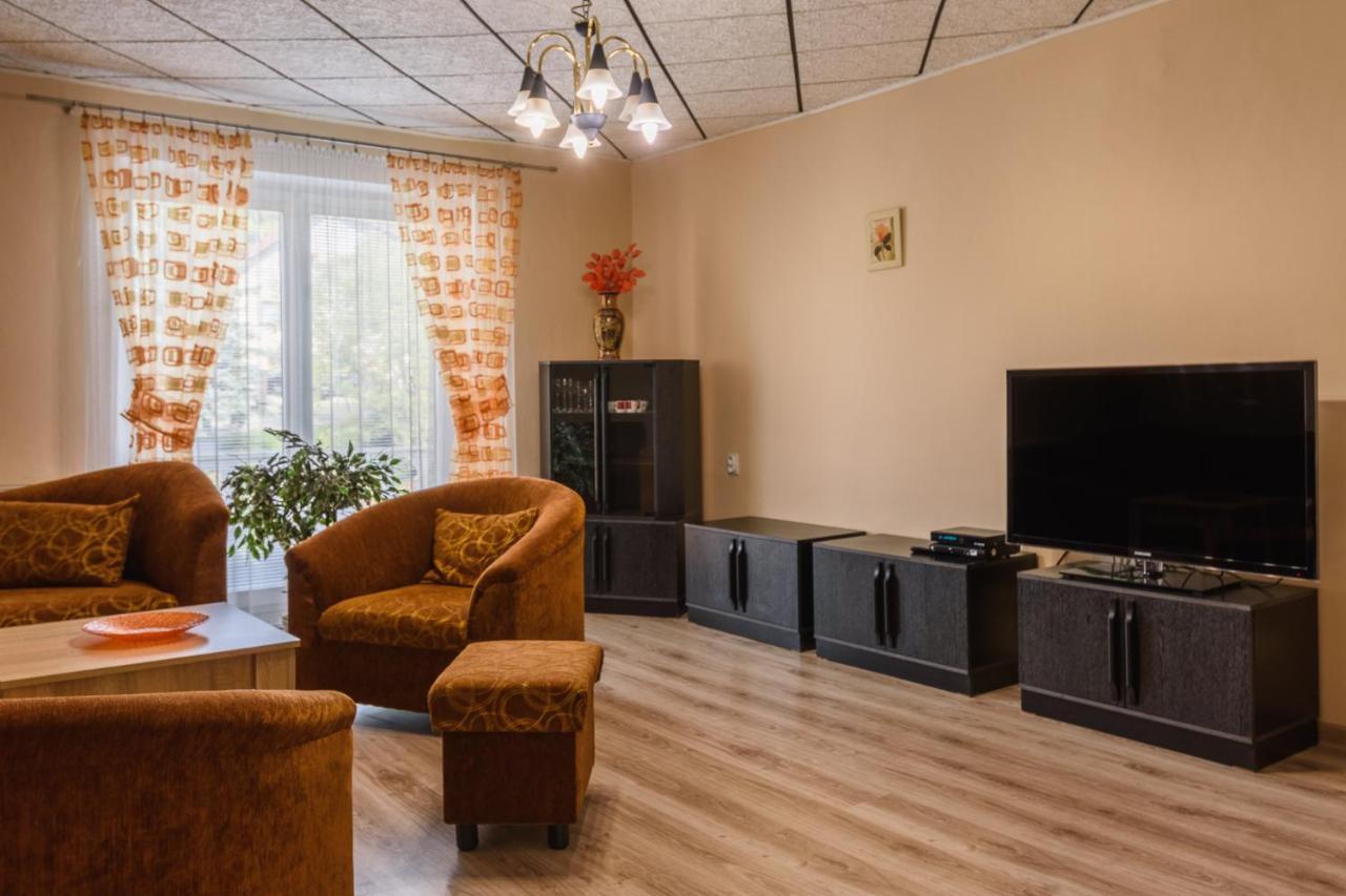 Apartman Elegant 2 Бешеньова Екстер'єр фото