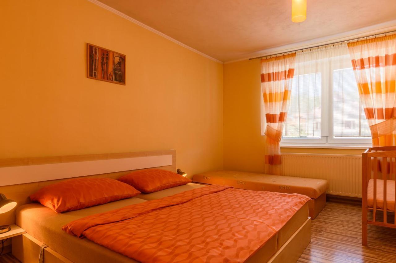 Apartman Elegant 2 Бешеньова Екстер'єр фото